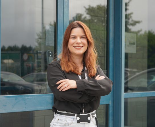 Thaiza Andrade, Applications Analyst